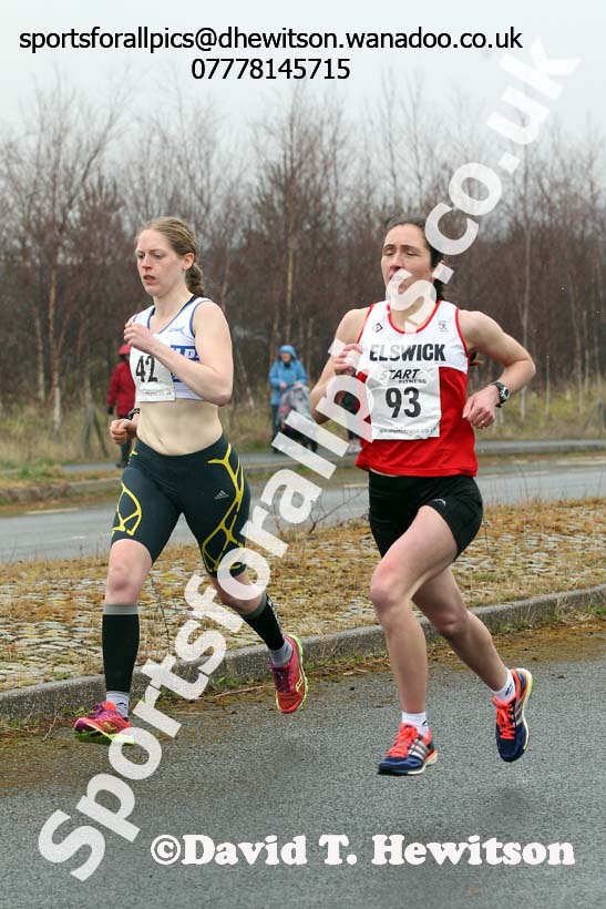 Womens relay, Elswick Harriers Relays, Newburn, Newcastle. Photo: David T. Hewitson/Sports for All Pics